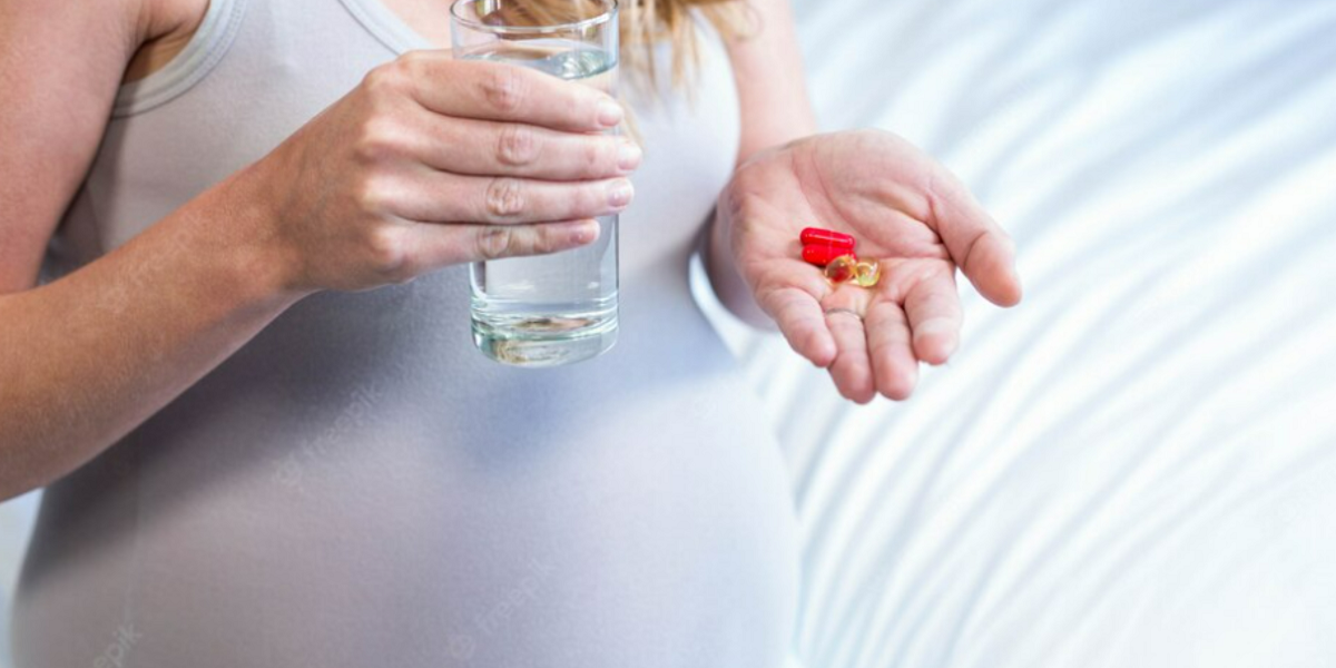 Can A Pregnant Woman Take Multivitamin Tablets?